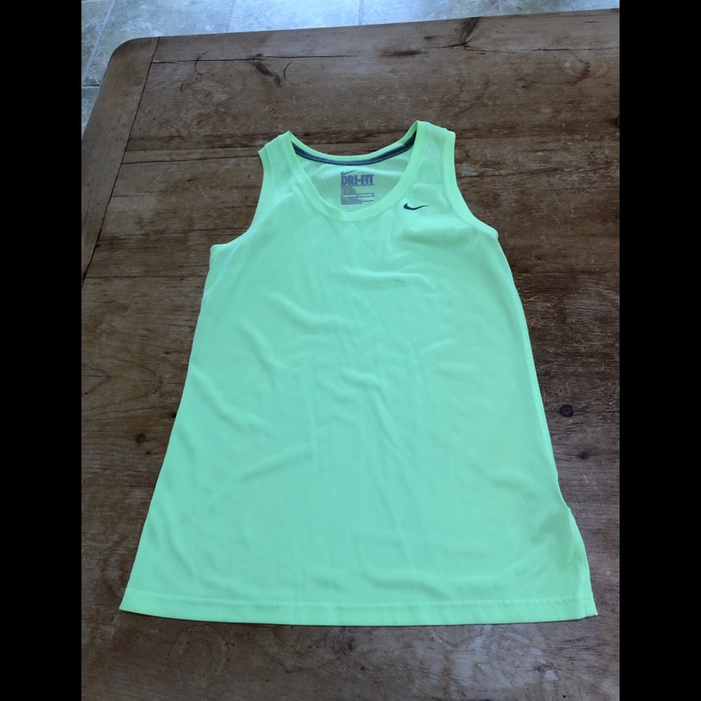 Nike tank